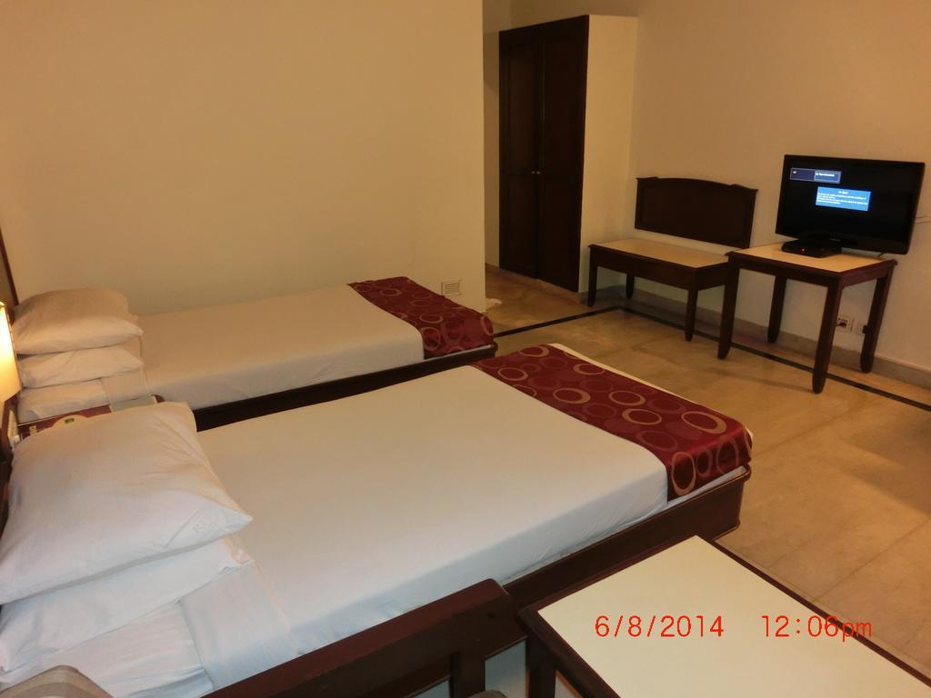 Thulashi Park Hotel 2*